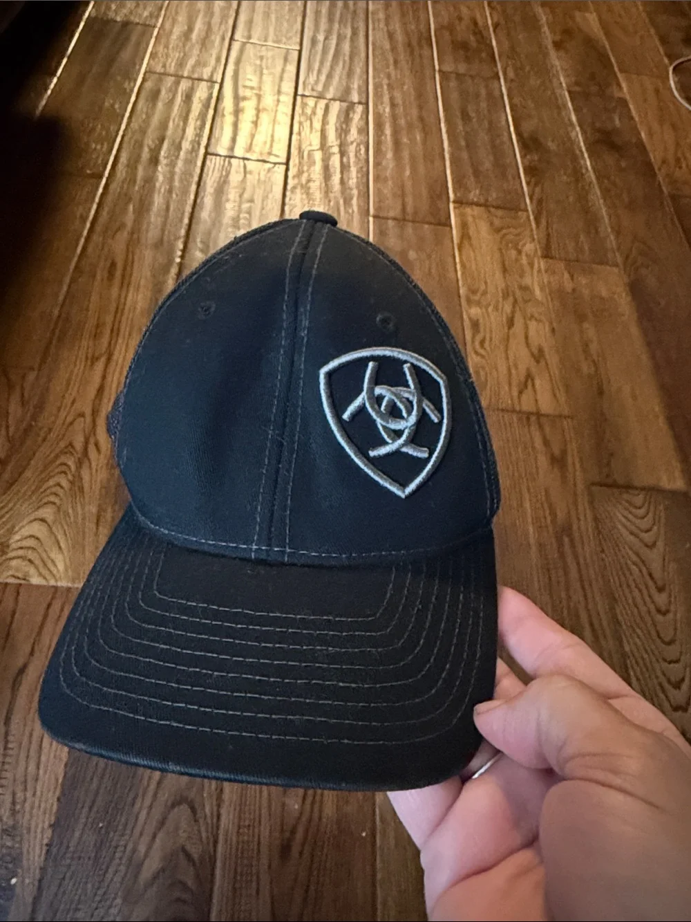 Ariat Young Kids Black Baseball Cap with Gray Shield Logo